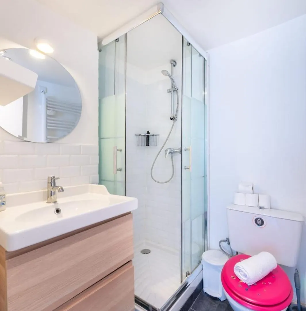 Central Parisian-style Studio Apart - Sentier Apartment