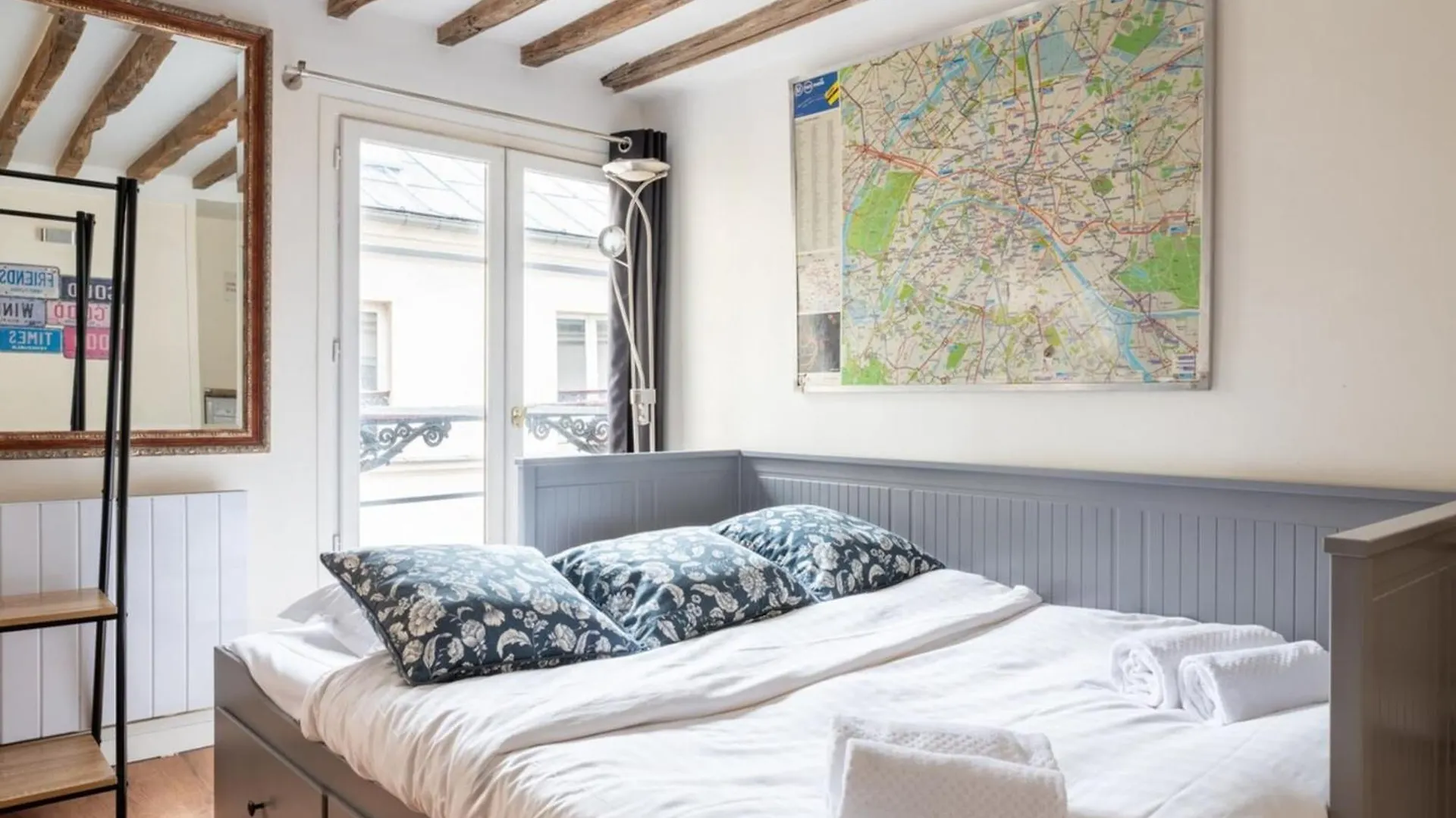 Central Parisian-style Studio Apart - Sentier Apartment *